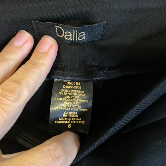 Dalia Women's Pull On Ponte Pant - Picture 7 of 12